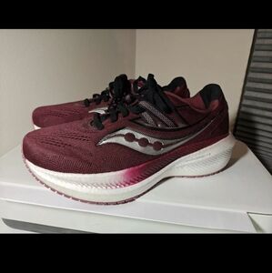 Saucony Triumph 20 Women's Size 7 Running Shoes Sundown Rose Red Maroon